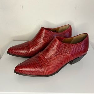 Vintage Nine West red croc leather western cowboy ankle boots 7.5